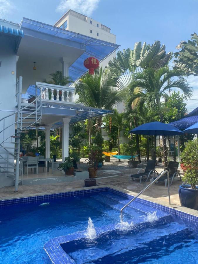 Villa Blue Lagoon Sihanoukville Buitenkant foto