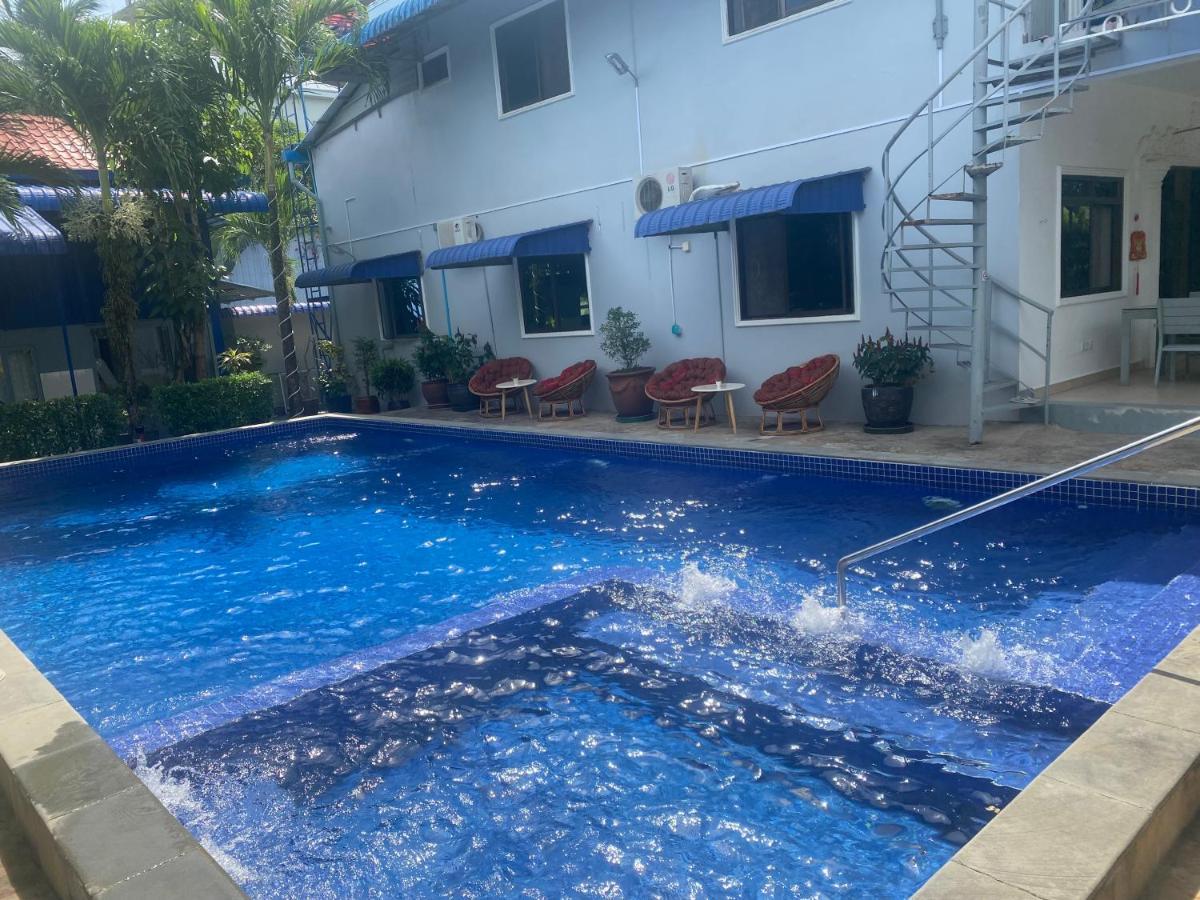 Villa Blue Lagoon Sihanoukville Buitenkant foto