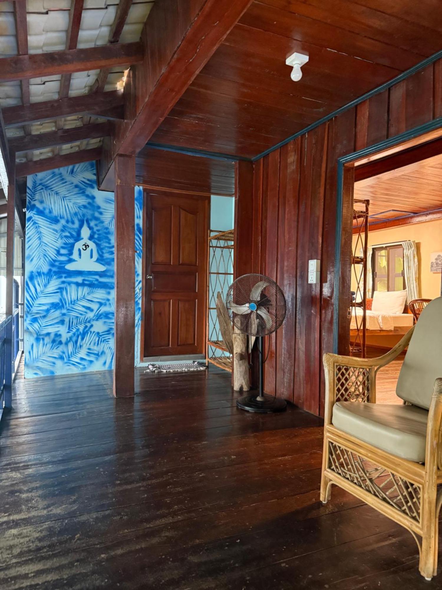 Villa Blue Lagoon Sihanoukville Buitenkant foto